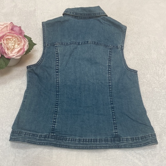 NWT Christopher & Banks Size S Denim Vest - Picture 8 of 9